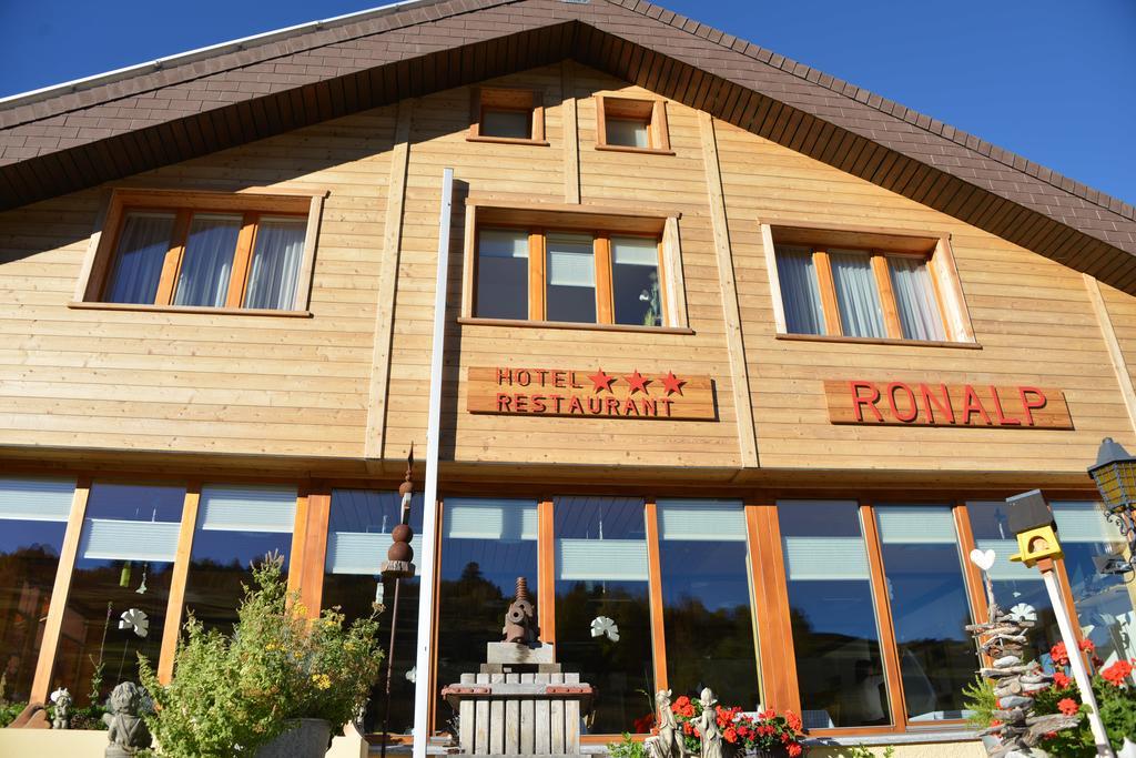 Hotel-Restaurant Ronalp Bürchen エクステリア 写真