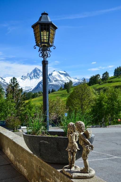 Hotel-Restaurant Ronalp Bürchen エクステリア 写真