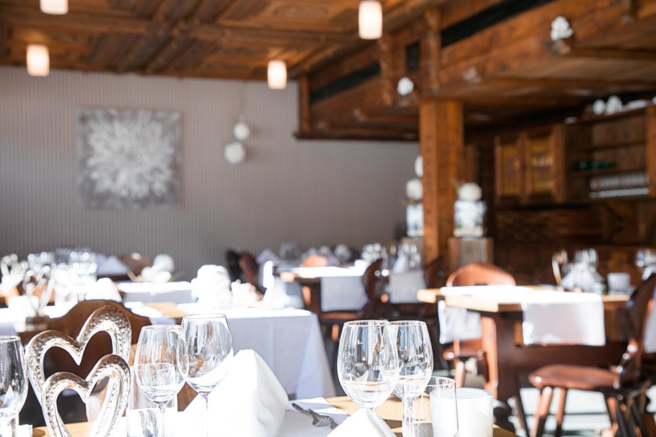 Hotel-Restaurant Ronalp Bürchen エクステリア 写真
