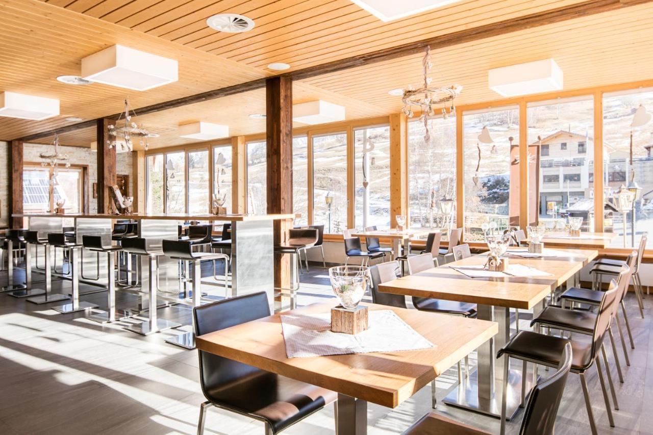 Hotel-Restaurant Ronalp Bürchen エクステリア 写真